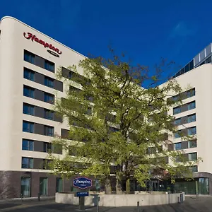 hampton-by-hilton-frankfurt-airport.frankfurtammainhotels.com/