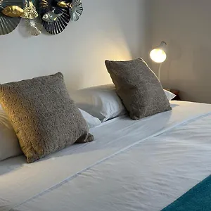 Casa D'cristhi Hotel Puerto Baquerizo Moreno